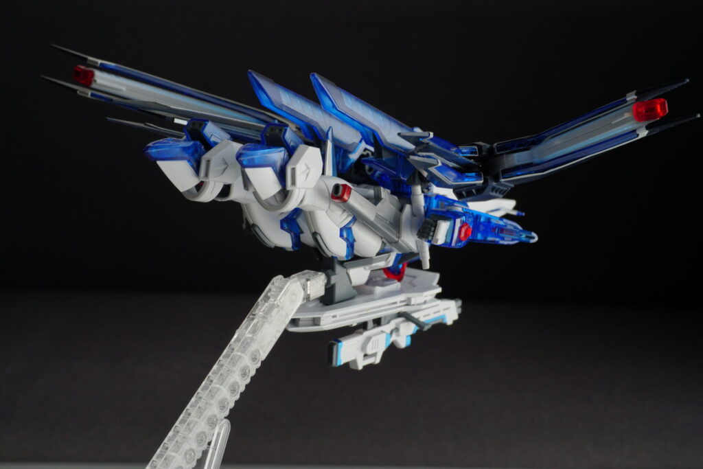 C賞 HG 1/144 ライジングフリーダムガンダム ソリッドクリア MA形態後方