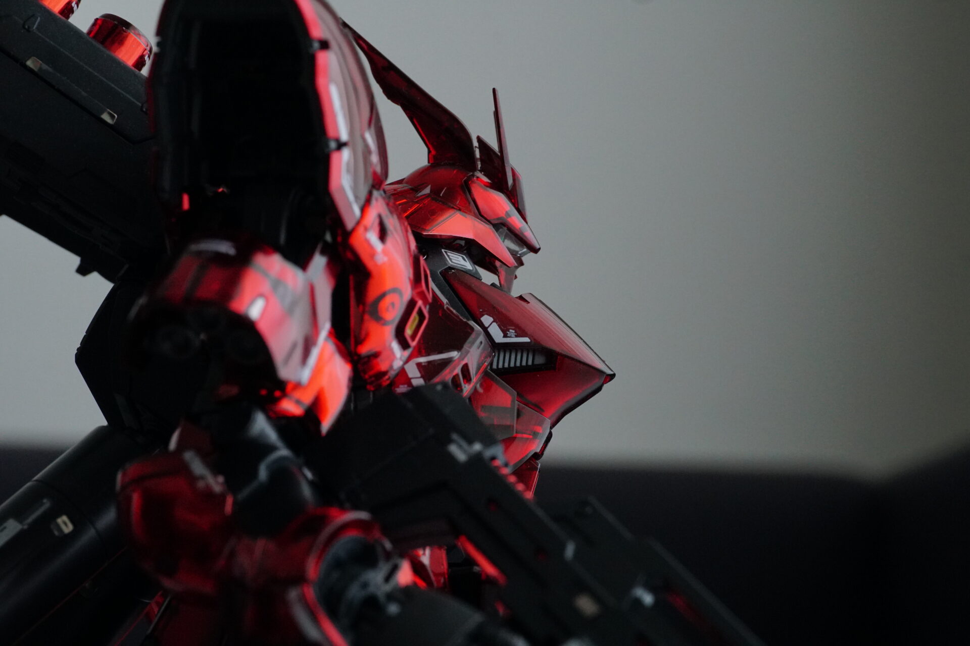 RG 1/144 サザビー メカニカルコアメッキ　水転写デカール付き RG 1/144 ガンダムベース限定 サザビー [メカニカルコアメッキ