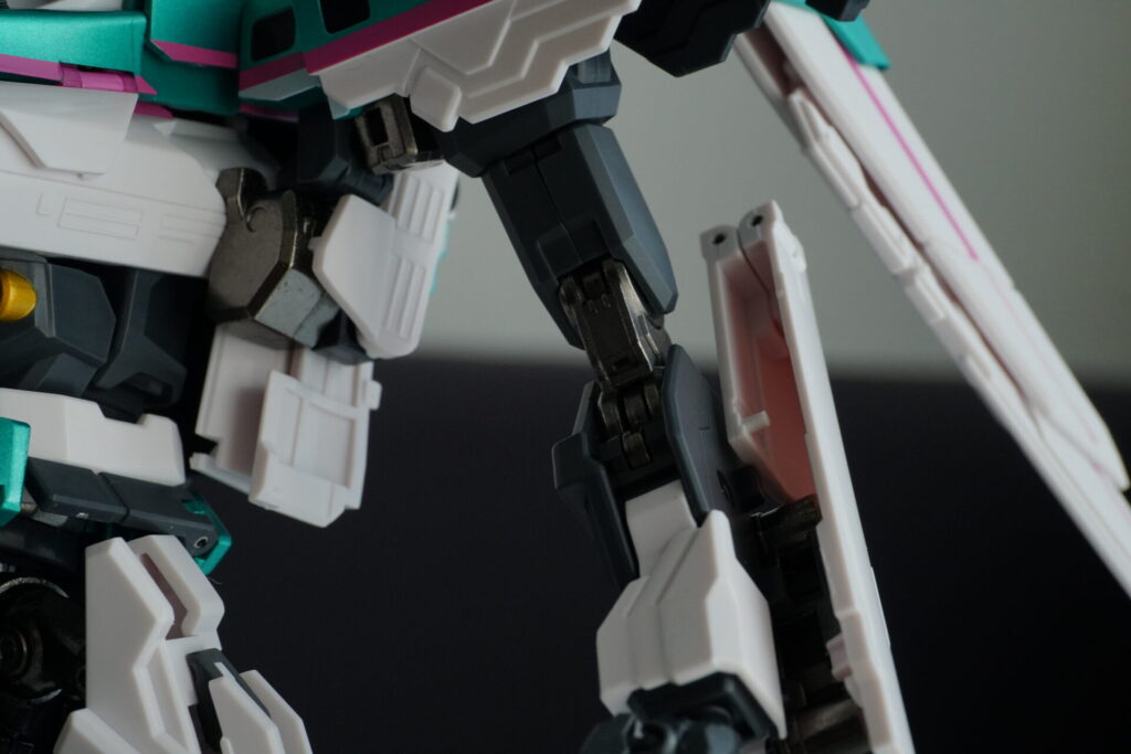 超合金魂 新幹線変形ロボ シンカリオン E5はやぶさ ロボット 肘関節