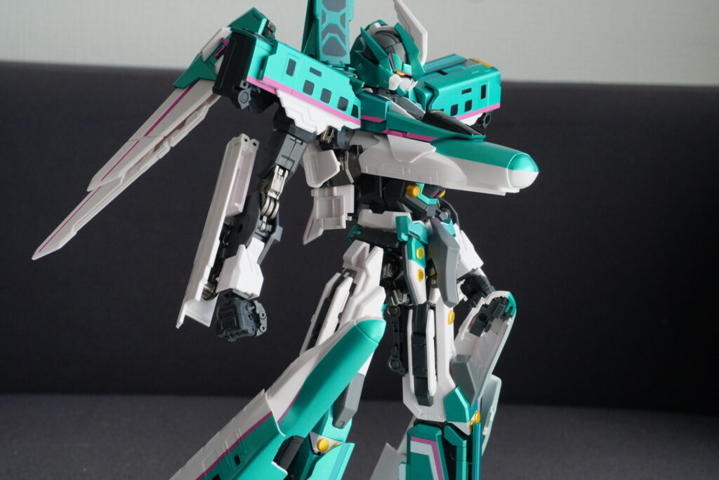 超合金魂 新幹線変形ロボ シンカリオン E5はやぶさ ロボット S字姿勢