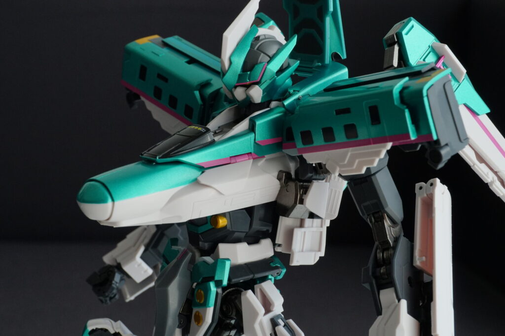 超合金魂 新幹線変形ロボ シンカリオン E5はやぶさ ロボット バストアップ 右斜め前俯瞰