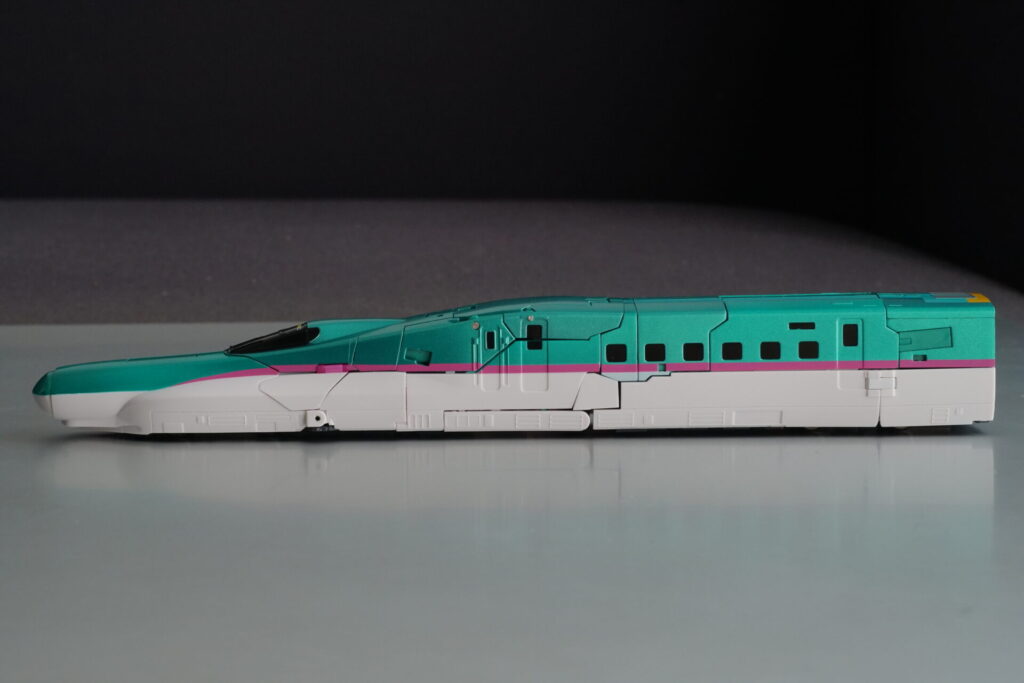 超合金魂 新幹線変形ロボ シンカリオン E5はやぶさ 新幹線モード 先頭車両 側面