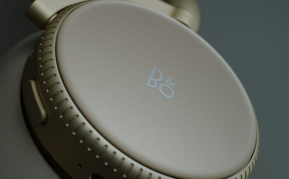Bang & Olufsen Beoplay H100をレビュー！